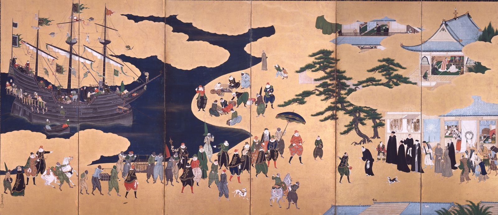 南蛮屏風(狩野内膳筆、1600年頃)。南蛮船と南蛮人の行列